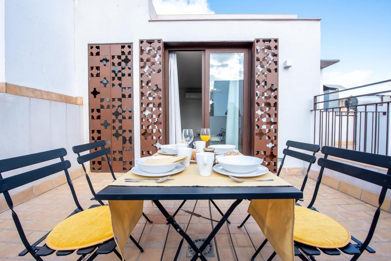 شقة Apartamento Con Terraza En San Luis إشبيلية المظهر الخارجي الصورة